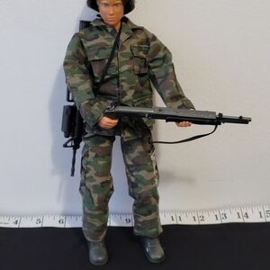 1997 12" GI Joe Hasbro Pawtucket GI Jane Action Figure With Accessories